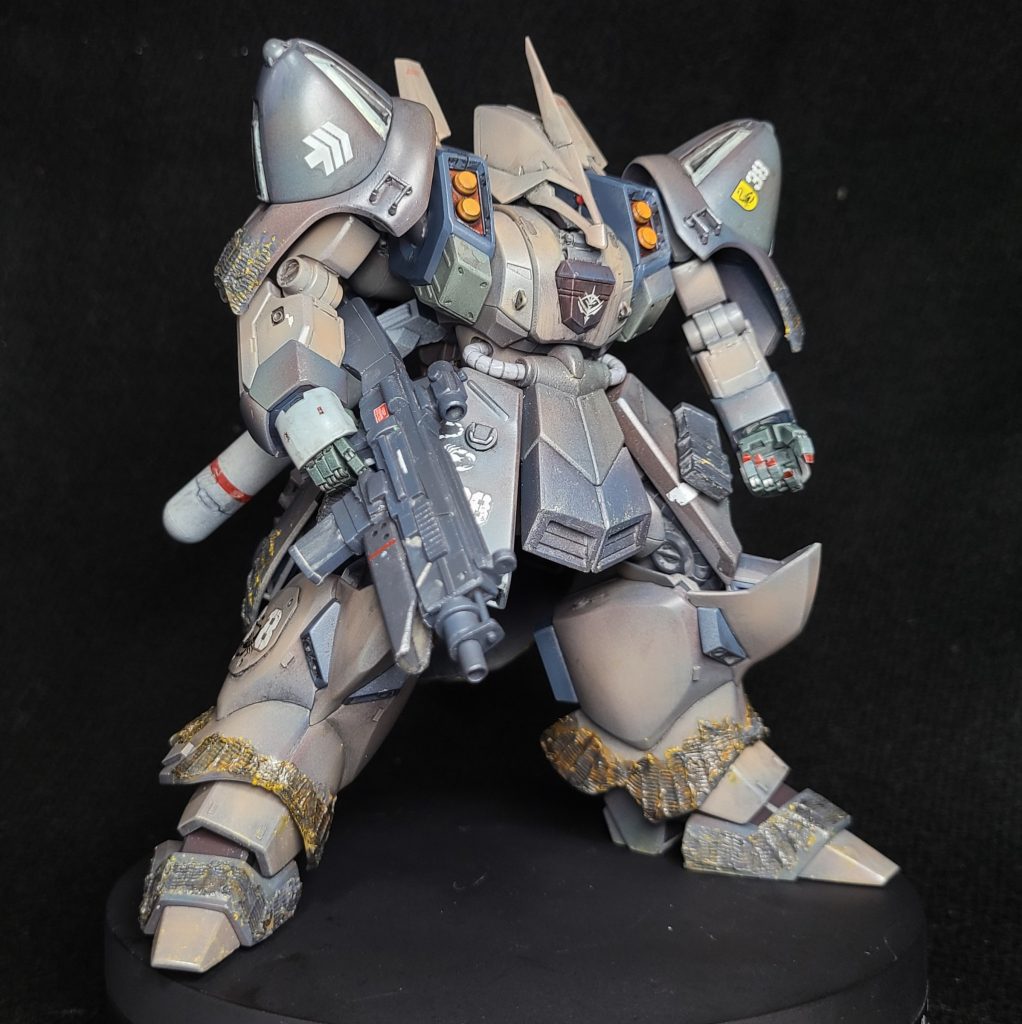 フロントビュー。どっしり重量感ある仕上がりを目指しました。各所に施したツェメリットコーティングは、雰囲気重視なので、そんなとこにあっても意味ないじゃん、といった突っ込みは無粋の極みなのでご遠慮くださいm(__)m