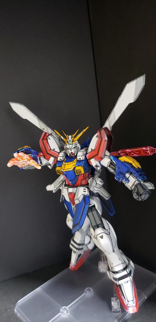 ゴットフィンガーは100分の１のクリアパーツ(雑誌のオマケパーツ？）があったので白マッキーでらしく塗りました。