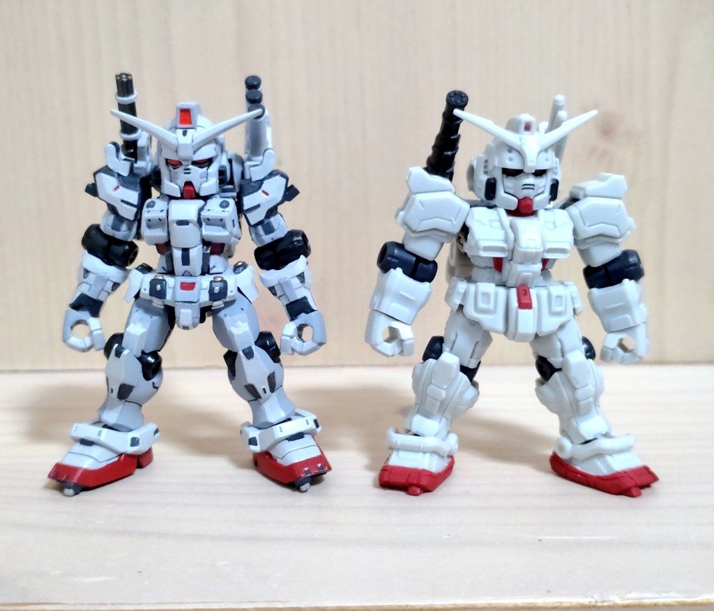 アンサンブルのEXと並べるとこんな感じです。