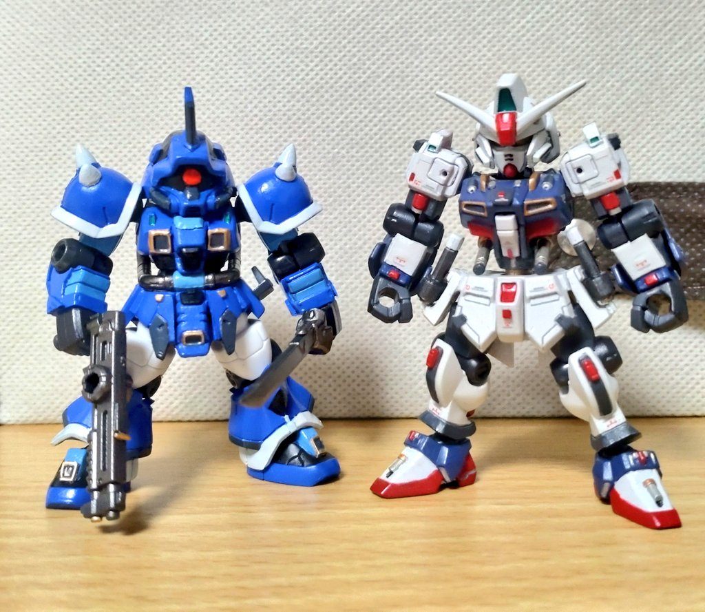 ガンダムピクシー–5枚目/制作者：クロすけ