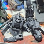 プライマーとサフを吹いて下地を作った後にグレーで最初の塗装そこからホワイトを重ね[…]