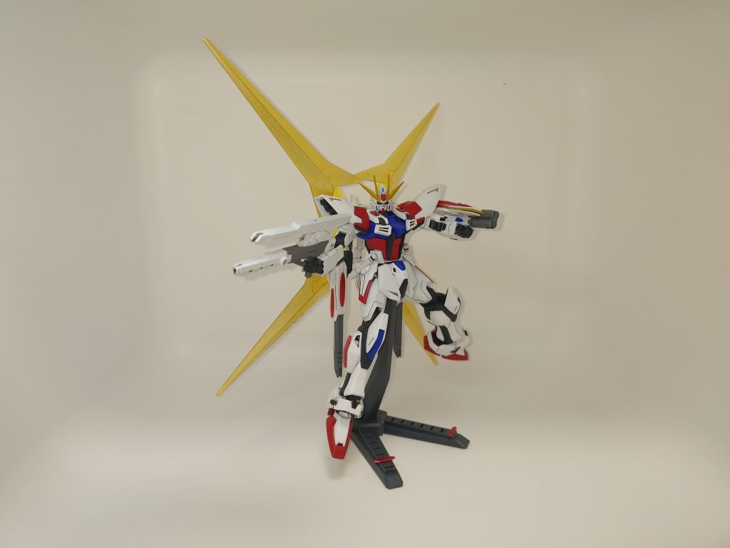 プラフスキーパワーゲート装備別売りのエフェクトを付けました。アニメみたいな表現を目指して塗装してます。(遠目でわかりずらいですけど)