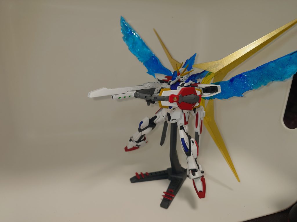 HGBF　スタービルドストライクガンダム