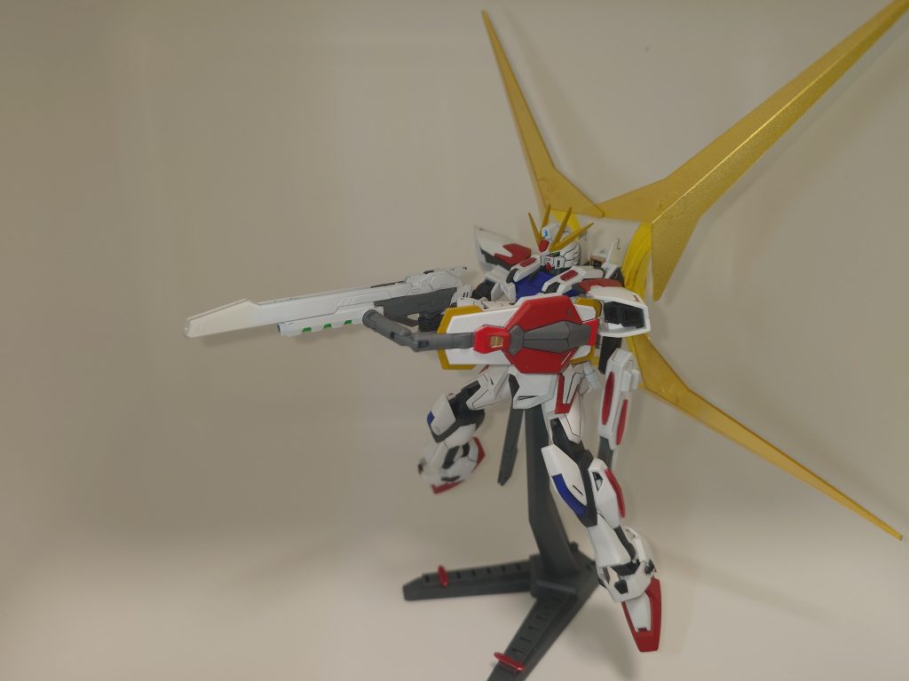 ディスチャージライフルモード劇中だとエフェクトは赤色だったんですが今回は一つしかなかったので黄色のままです。