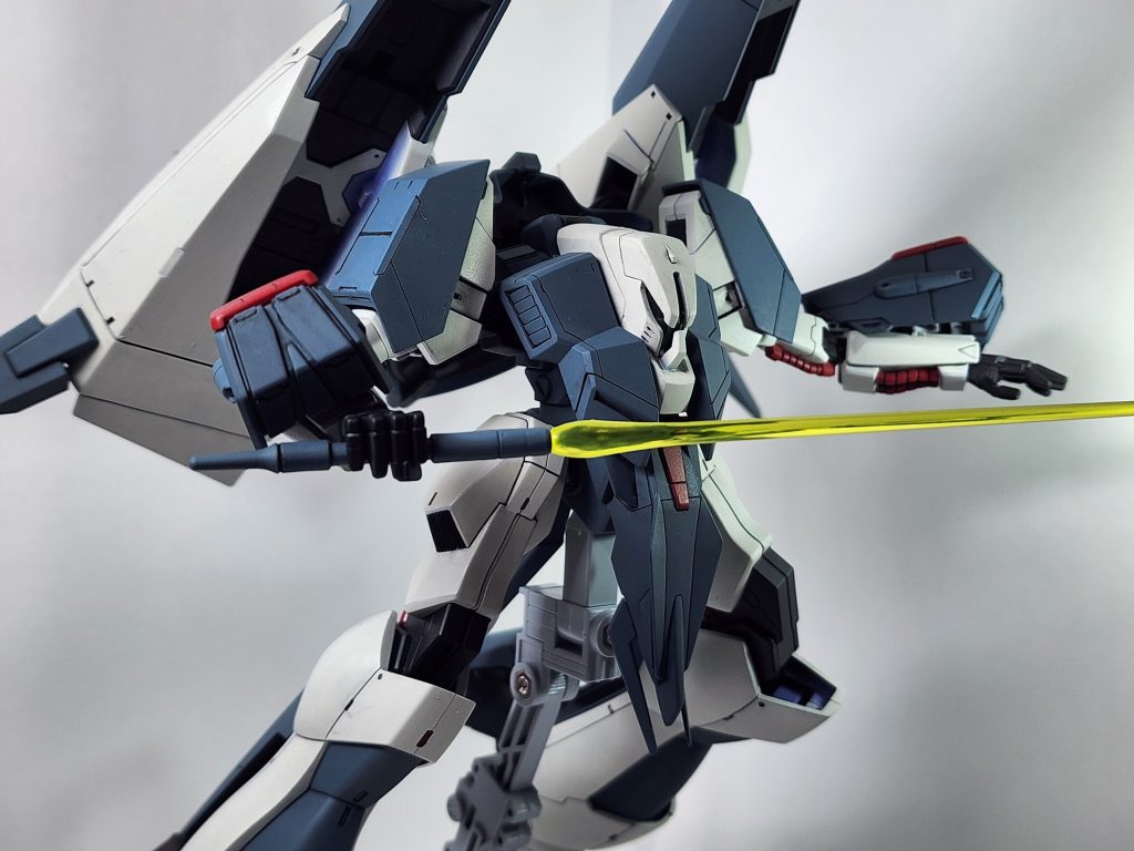 変形機構は塗装被膜を削る–2枚目/制作者：Radiosonde