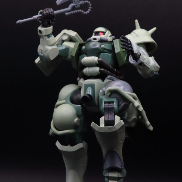 1/144　ドアン専用ザク(GQ)