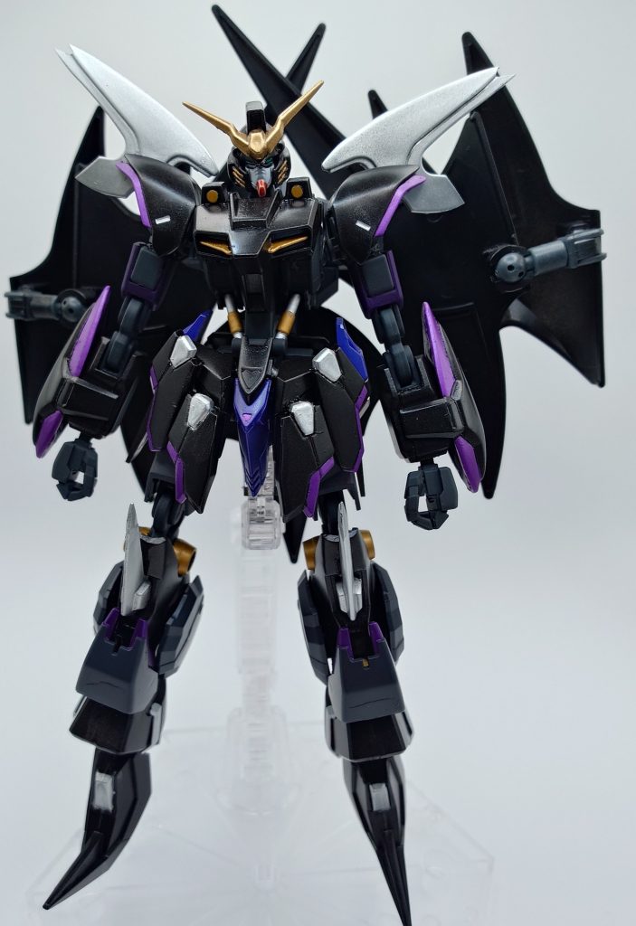 クロークを背中側にたたんだ状態