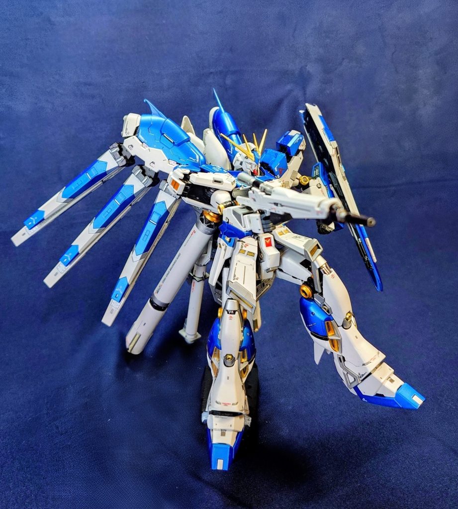 RG Hiνガンダム　リファイン–3枚目/制作者：イワック