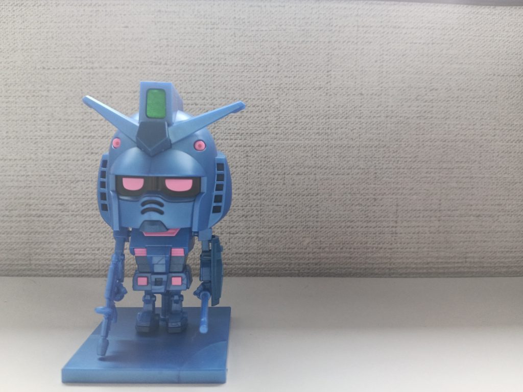 ポージングって意外と難しいですね。