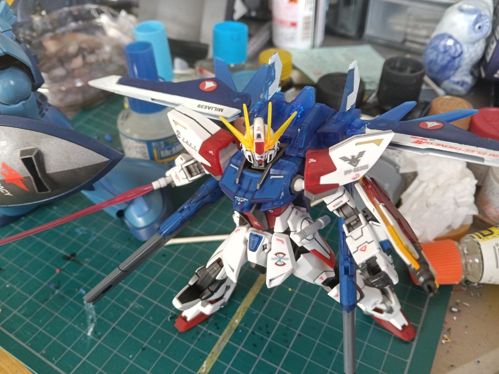 ビルドストライクガンダム–3枚目/制作者：いくら丼