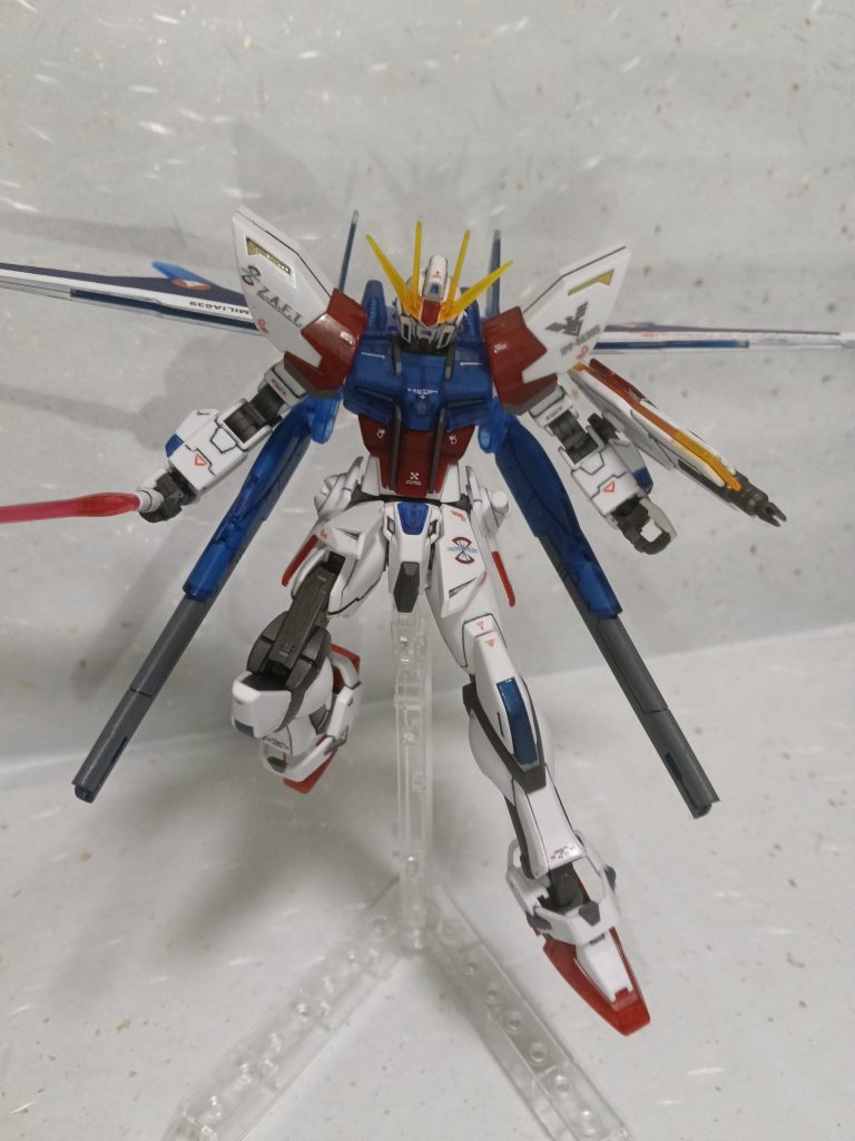 ビルドストライクガンダム–3枚目/制作者：いくら丼