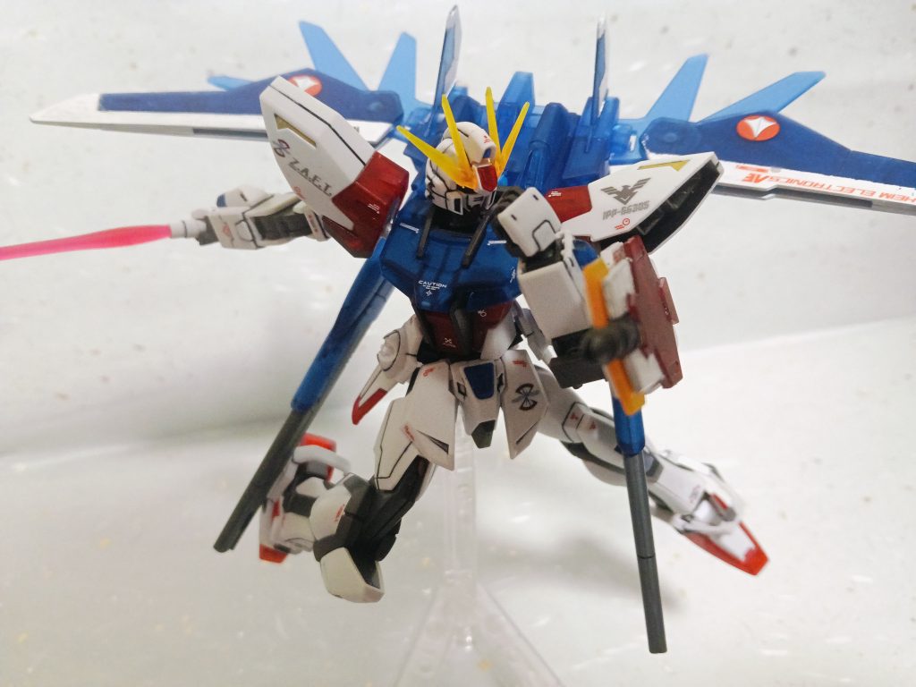 ビルドストライクガンダム–5枚目/制作者：いくら丼