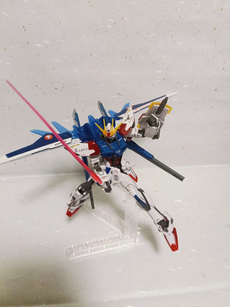 ビルドストライクガンダム–6枚目/制作者：いくら丼