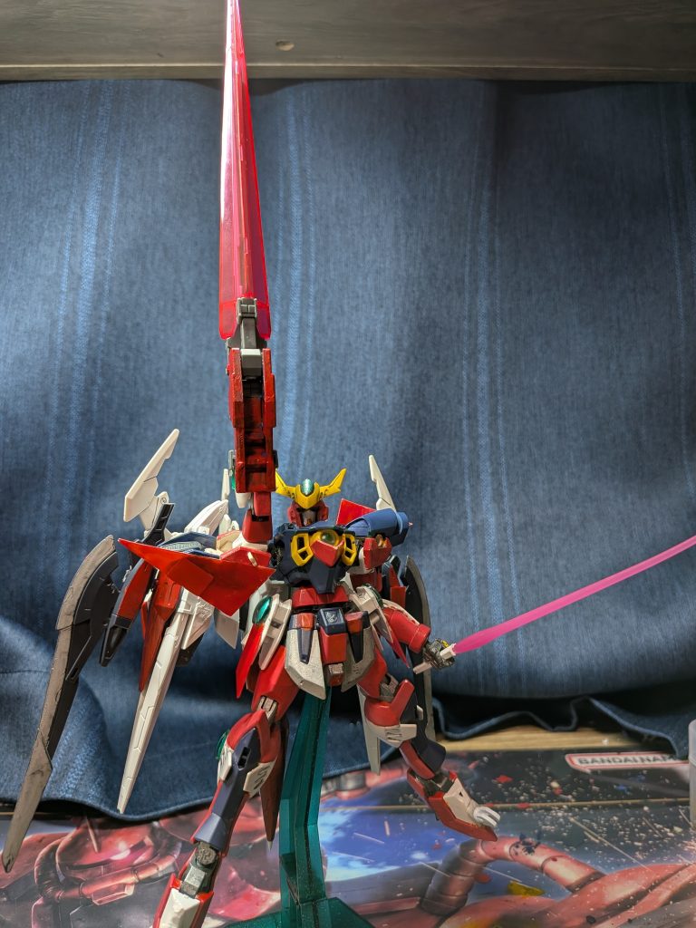 トランザムライザー!ちなみに貯蔵タンク外しました。邪魔なのでね!性能はダブルオーライザーと同等です。護身用にビームサーベルも持たせてます。