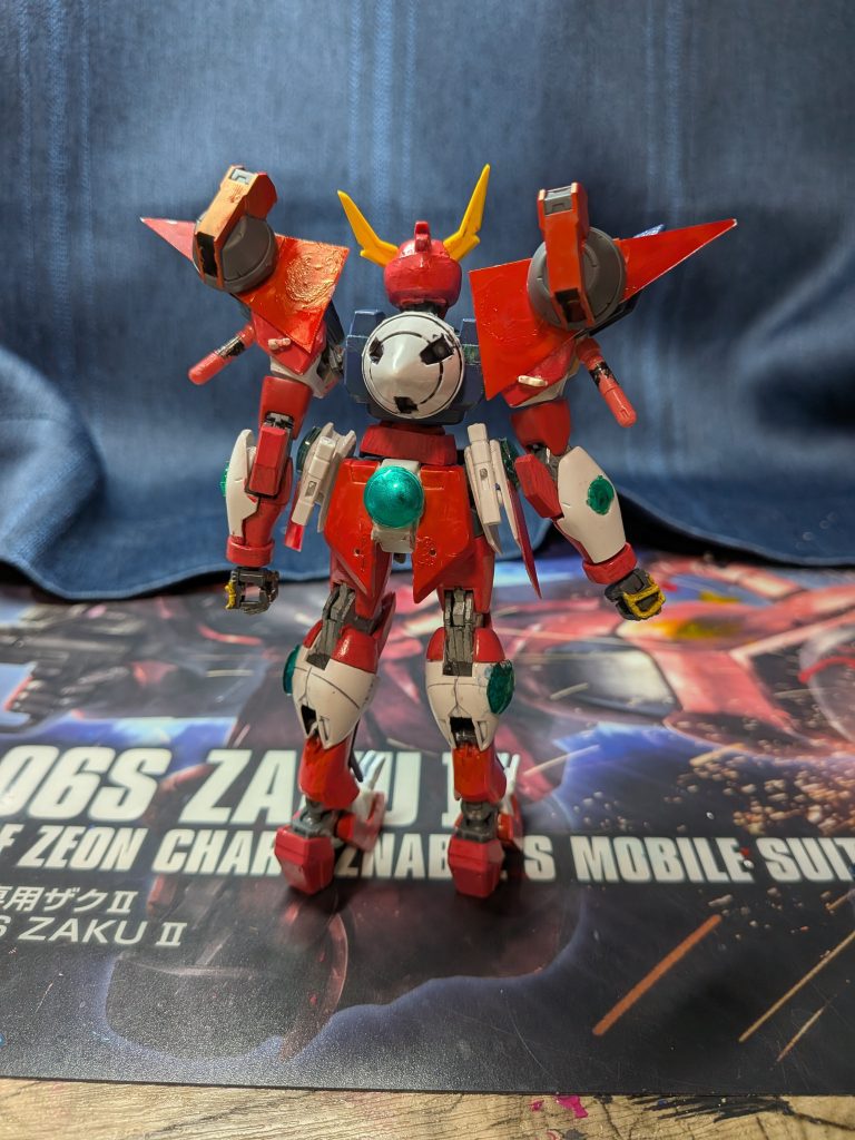 リアで〆。ちょっとまてと思う方もいると思います。実は脚部最初の方逆でした。なのでこの1枚以外は全部逆ですwリアを撮った時に気づきました。次は支援機も投稿するのでそっちは間違えないようにします!