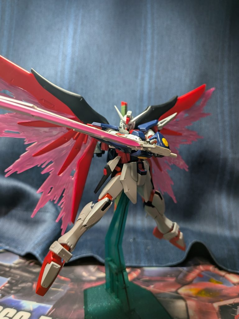 改造1つ目はアロンダイトです！パット見変わってないんですが持ち手の部分を軸にしました！（説明不足）劇中だとこれですよね！でもシンプル…