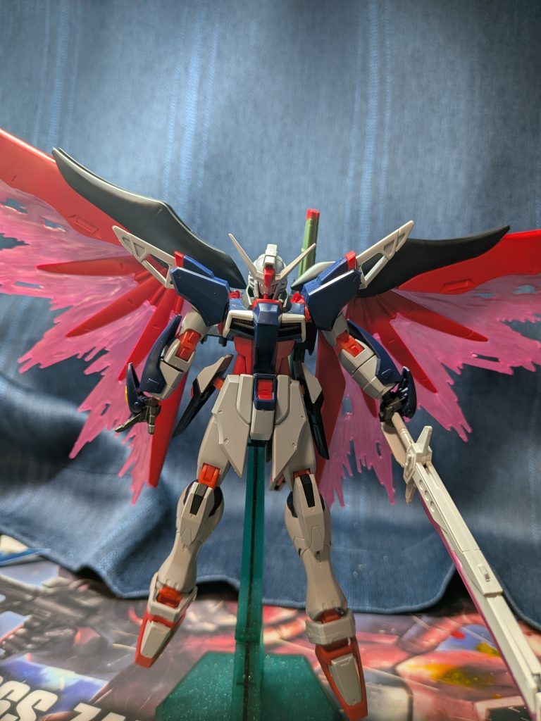 ブラックナイトスコードルドラ倒したシーンで〆！金型の問題かもですが、パーツが結構緩いイメージがありました。結構カラバリ出てるんでしゃーない気がします！それではまた！