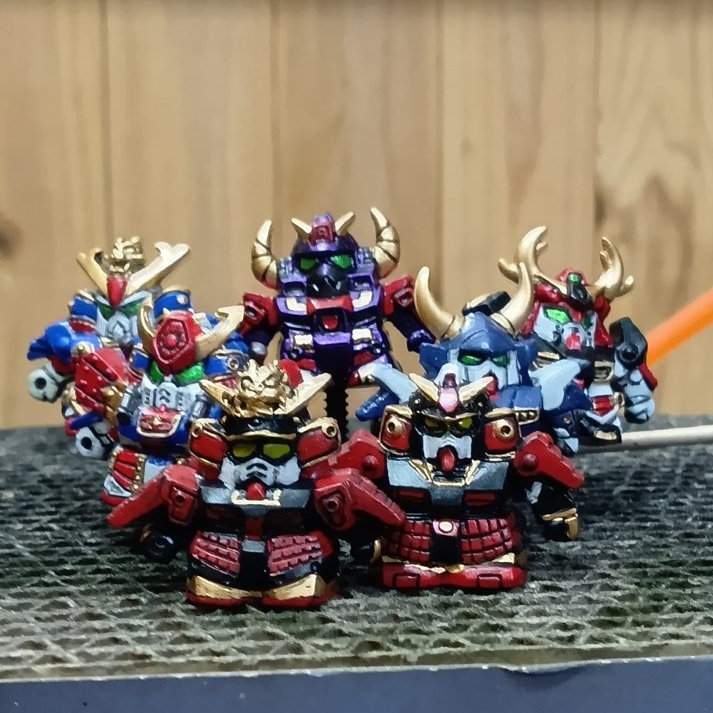 一体ずつUPしてたら鬱陶しくなりそうなので、まとめてUPします!各武将たち、武器類が全くなくてさみしい限りですが、そろうと気持ちいいことこの上ないです✨