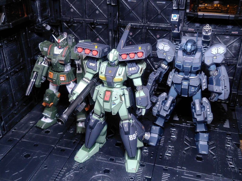 こういうフルアーマー的な機体に目が無いです(gundam-kao3)