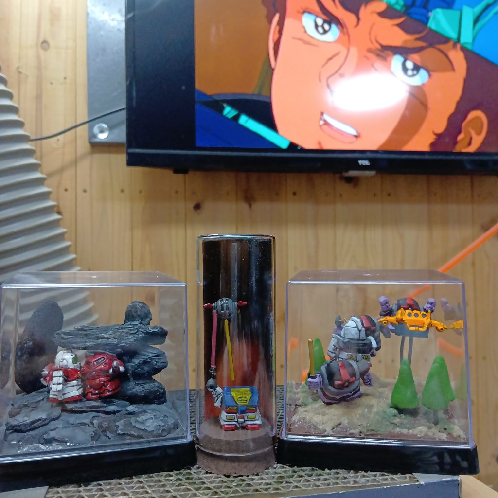 夜な夜な秘密基地でネットフリックスのZガンダムを見ながらやってました。