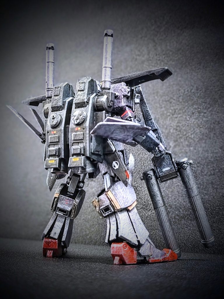 背面カット（別アングル）。