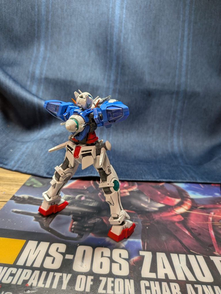 背中で語る。リペアIIは背部は割と変わってる気がします。サーベルやダガーがなかったりと。やっぱリペアIIが一番好きです。