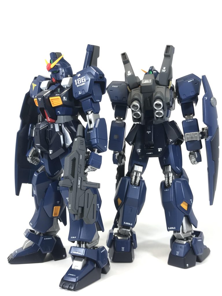 僚機（機体No.185&186）ダークブルーを基調とした実戦配備型カラーに仕上げました。