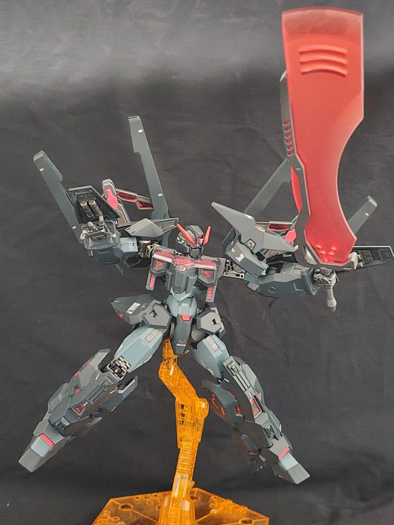 大型剣をぶん回す。剣はワンダーフェスティバルで買わせてもらいました。