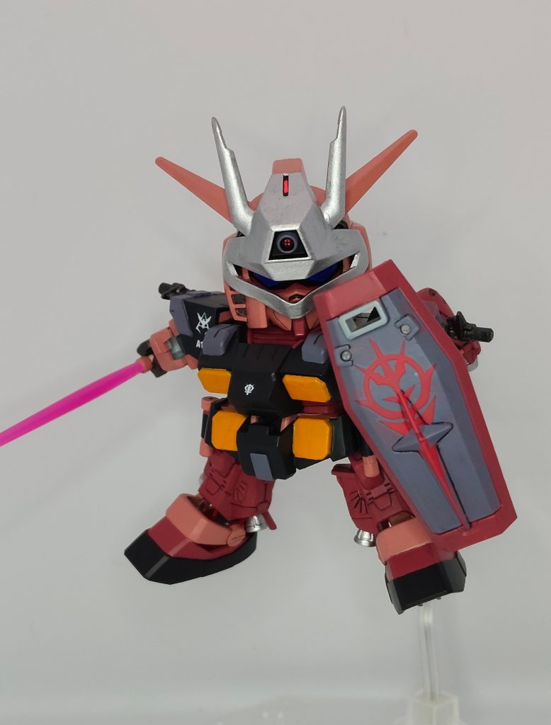 数年ぶりに水転写式デカールを使ったが、普通にムズくて破いちゃった…