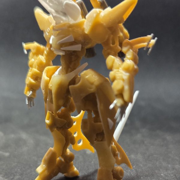 あとは、サフ吹いて塗装しながらの加工のみです。とりあえずはサフ吹こ。（2枚目）