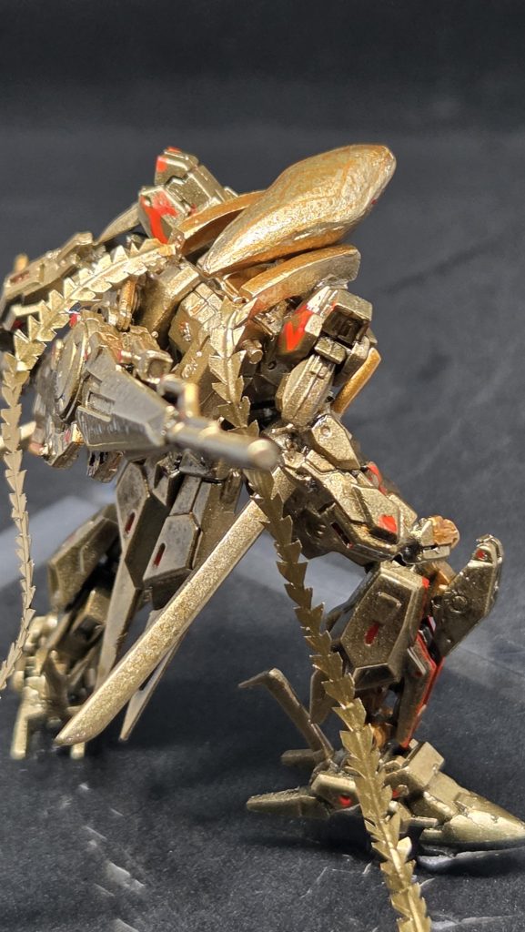 頭の模様も、一応書いて見ました…それなりにし