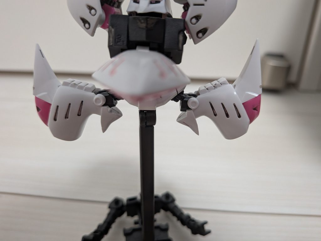 んで足を伸ばして足首を180°回転させて完成