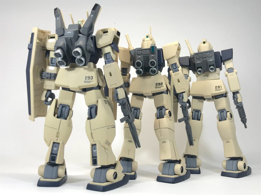 バックショットです。比較するとバックパックの進化がわかりますね〜