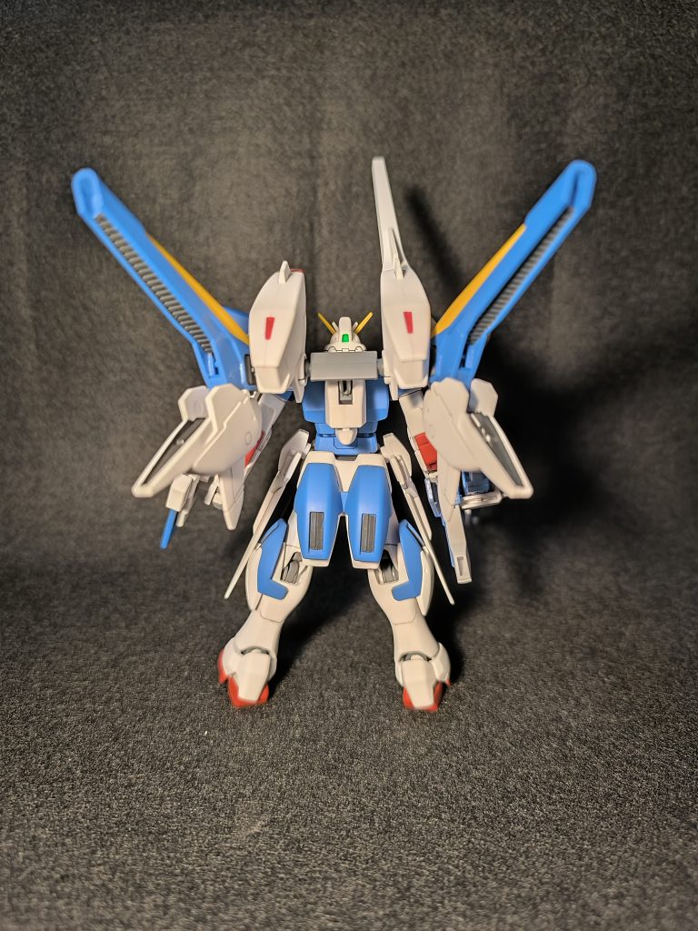 背面側ちょっとボヤけてますね、ブツ撮りも練習しないといけませんね。