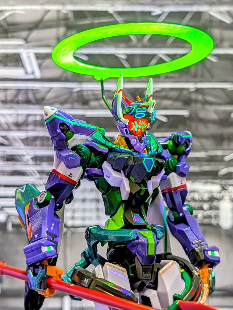 イオマグヌッソ起動時のフェイスは、モールドに蛍光塗料流し込みです。