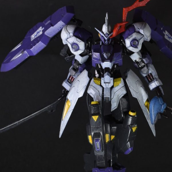 俺を見ろ、マクギリス――