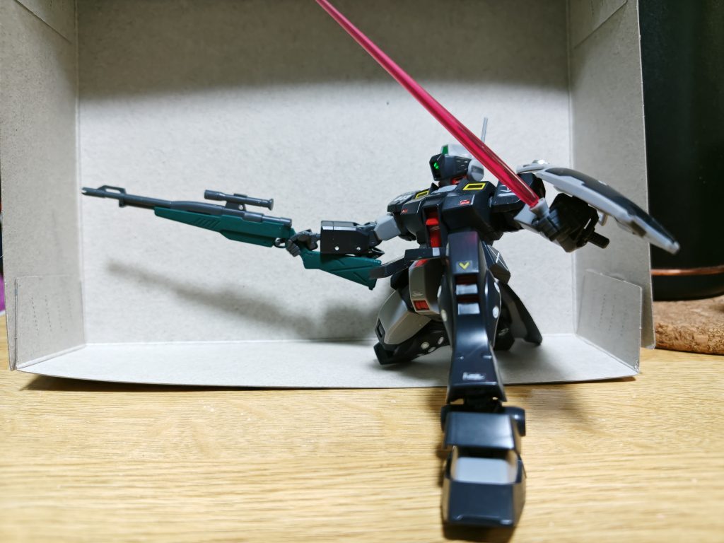 バーニアも各所塗装。