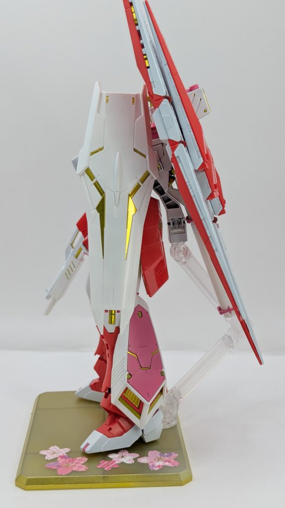 νガンダム(さくらみこコラボアレンジ)–4枚目/制作者：よ〜ぐると