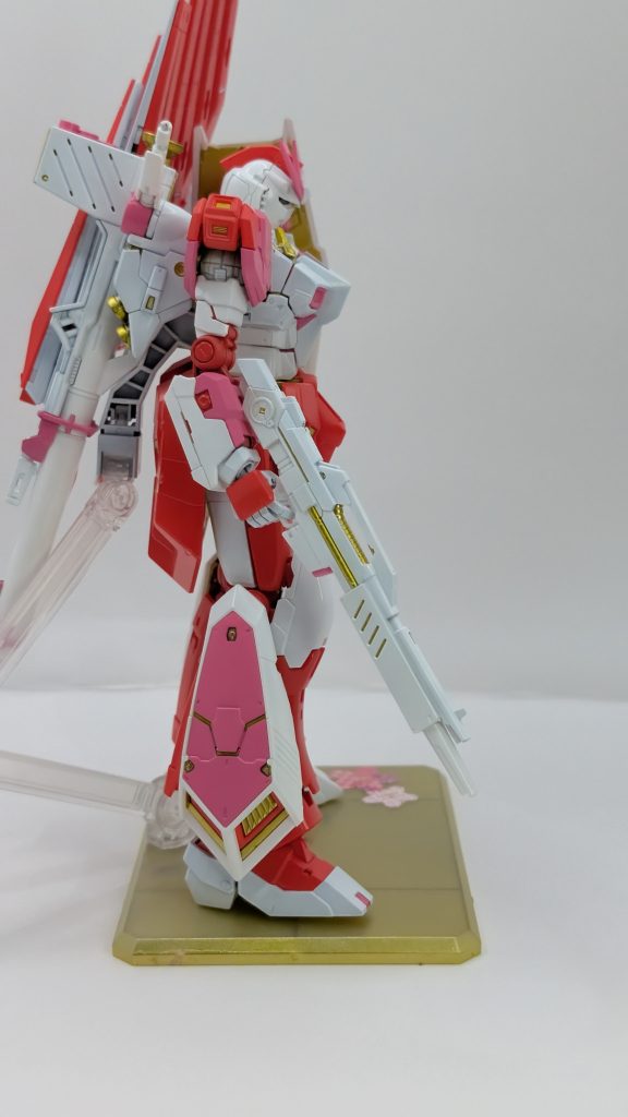 νガンダム(さくらみこコラボアレンジ)–5枚目/制作者：よ〜ぐると