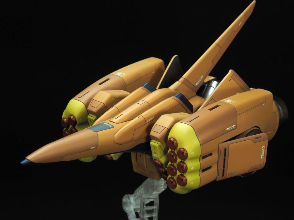 ブースターパックの前側。