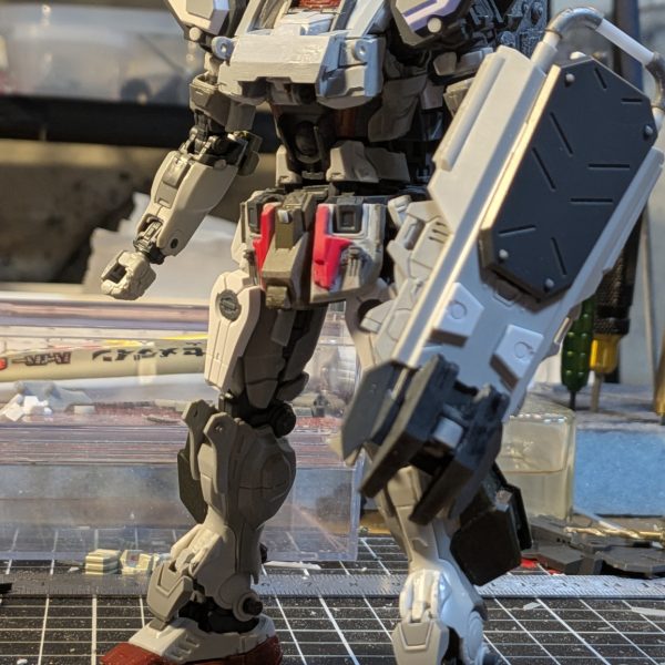 すべての造形がやっと終わったので、とりあえずいったん組立てて全体像の確認しました。（4枚目）