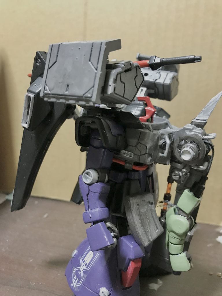 ウインチユニットをプラ板とジャンクパーツで作成、一応動くようになっていますが怖くて動かせません？!