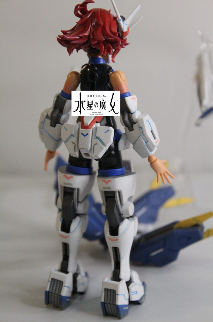 間接きつめに調整したので、どでかライフルでもきちんと保持できます。