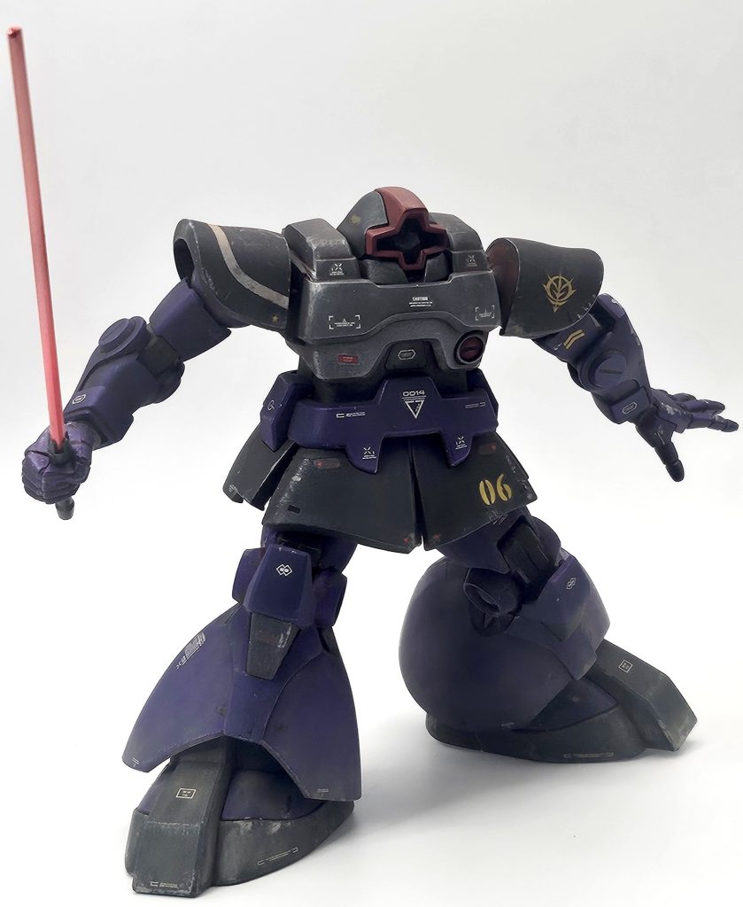 ヒートサーベルを構えた絵