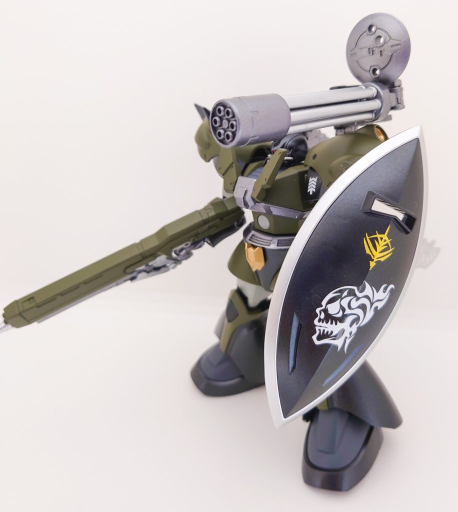 武器その４：ガトリング砲もう片方の肩には、ガトリング砲を取りつけてみました。