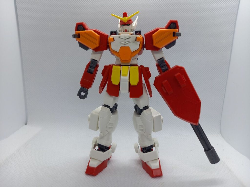 こちらは胸部のみ軽くウェザリングしたくらいで止めたのでほぼ素組みです。因みにこちらの完成は2023年の10月です。