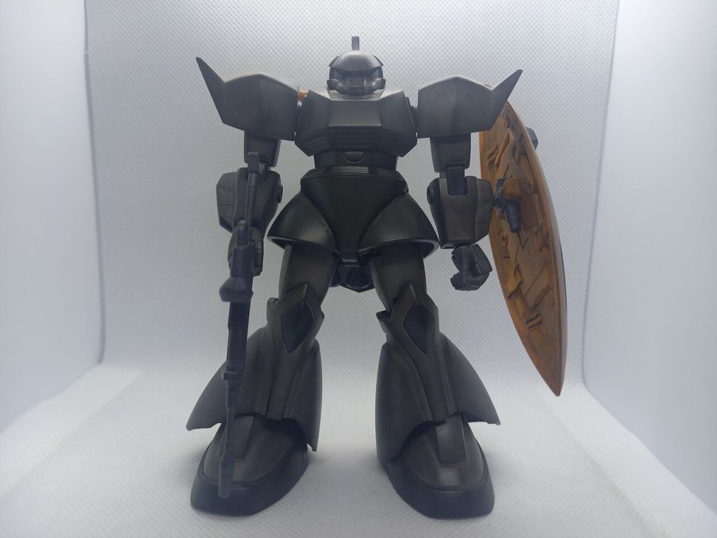 ゲルググの完成は2024年の8月です。