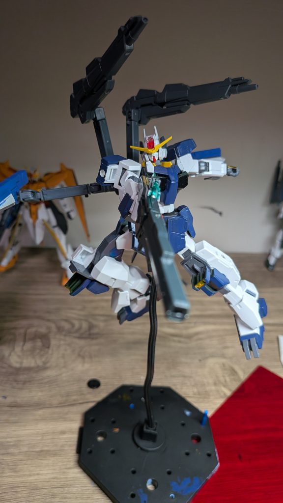 武装は、gnショットガン、gnミサイル、ピストルアーマー、ライフルアーマーです。