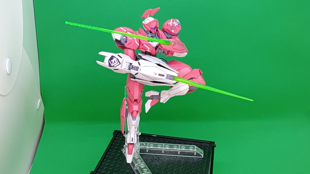 ミカエリスは手に入りやすいしシンプルで作りやすいので、練習にもってこいの良いキットだと思いますー