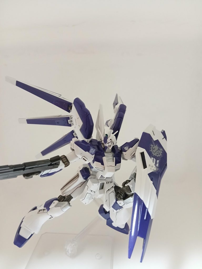 パケ絵風頭部が横に動きません